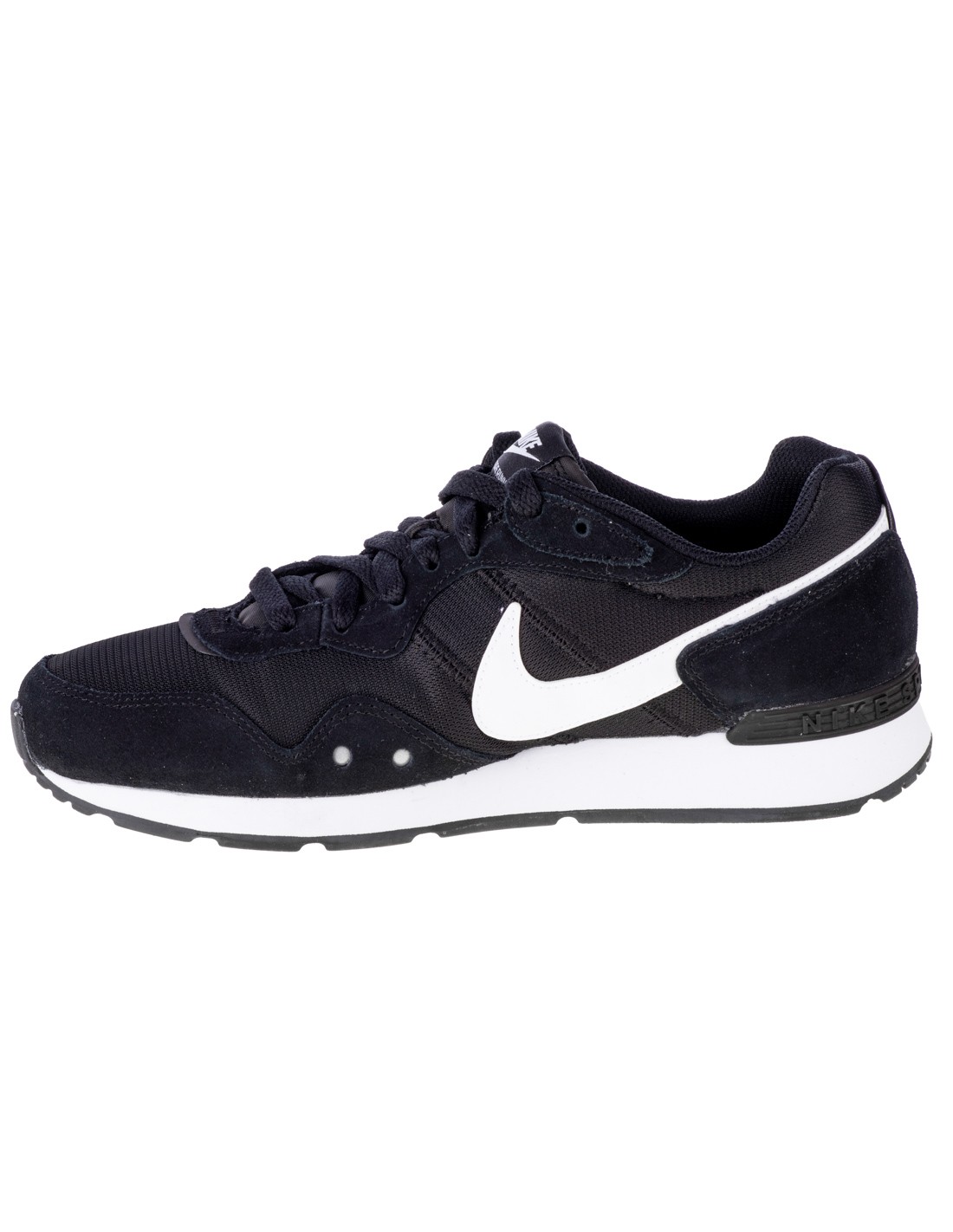 nike-venture-runner-ck2944-002-1.jpg