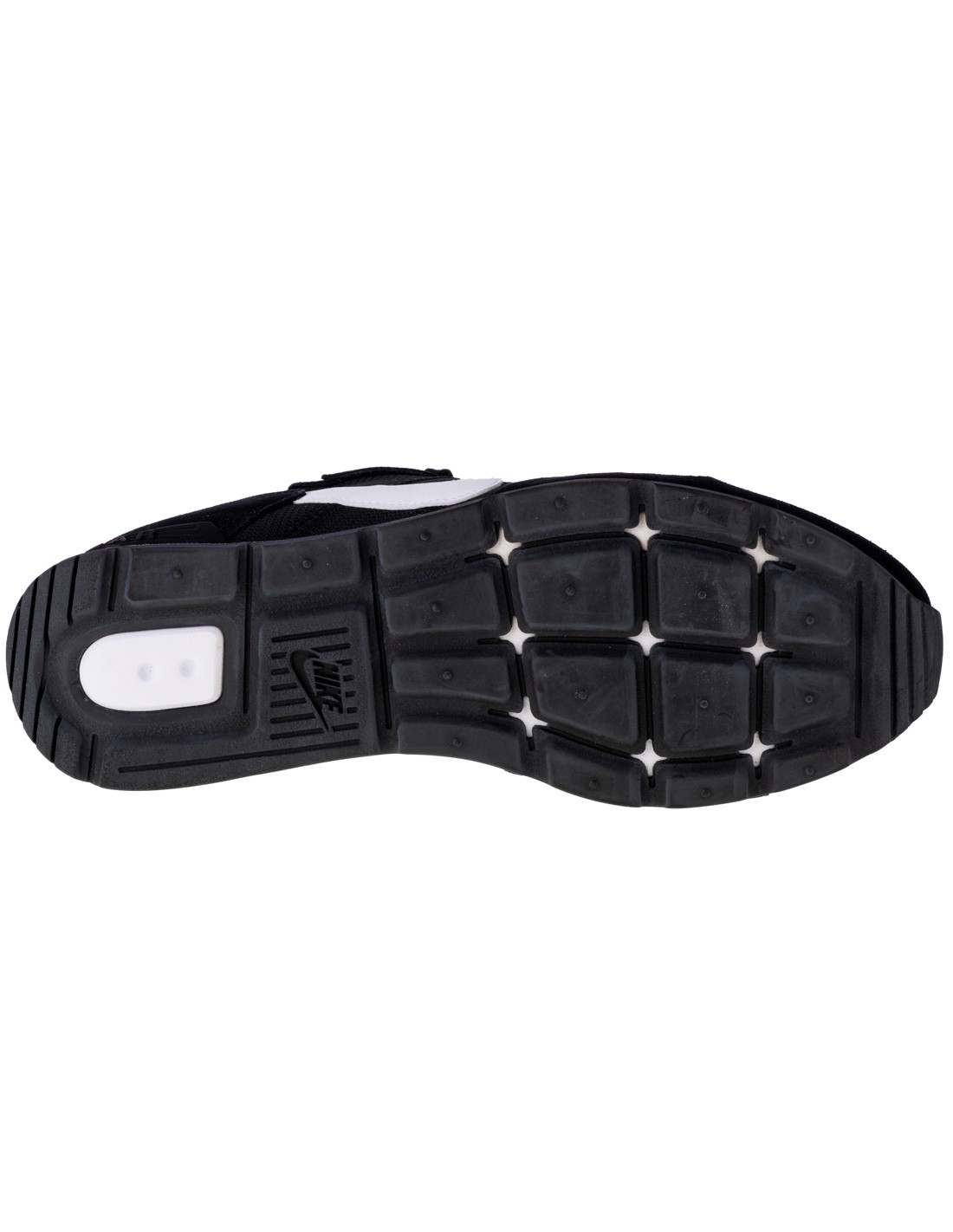 nike-venture-runner-ck2944-002-3.jpg