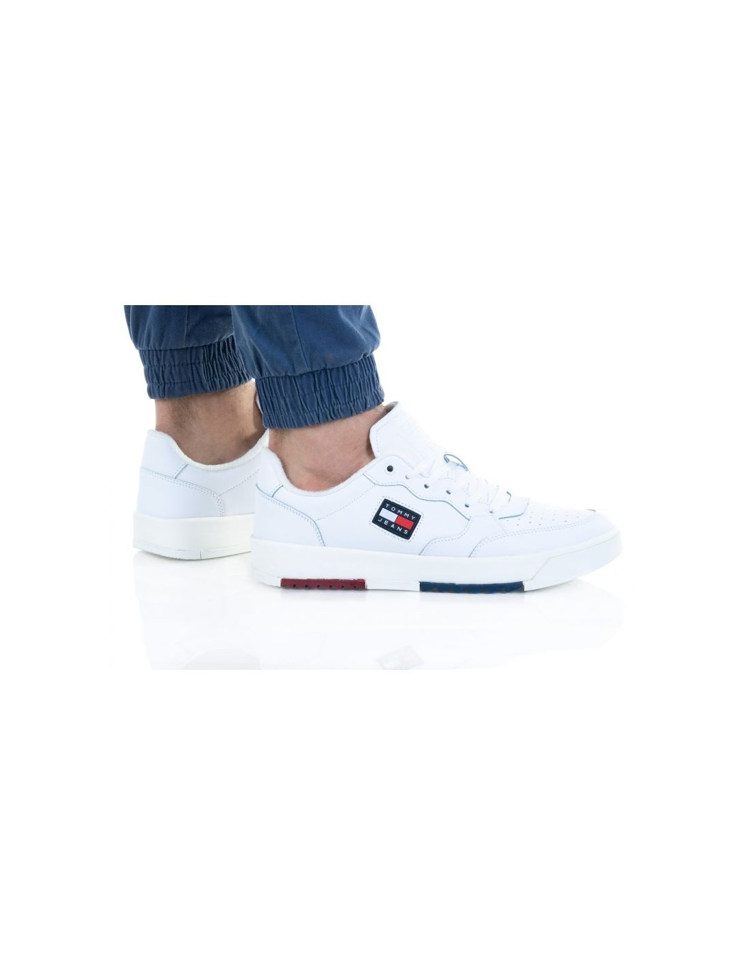 Tommy Hilfiger Basket Leather Ανδρικά Sneakers Λευκά EM0EM00899-YBR42