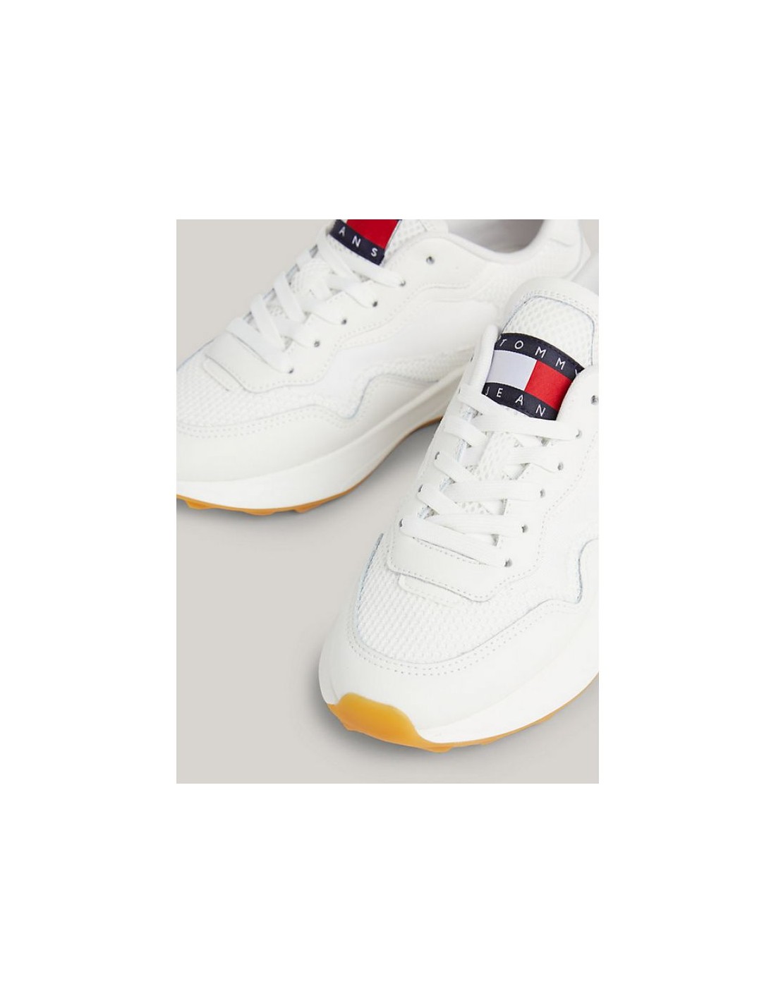 tommy-hilfiger-gynaikeia-sneakers-leuka-en0en02246-ybl-3.jpg