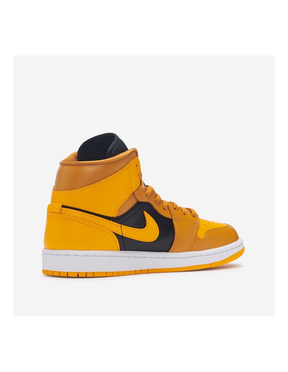 jordan-air-jordan-1-mid-gynaikeia-mpotakia-chutney-black-white-taxi-bq6472-700-4.jpg