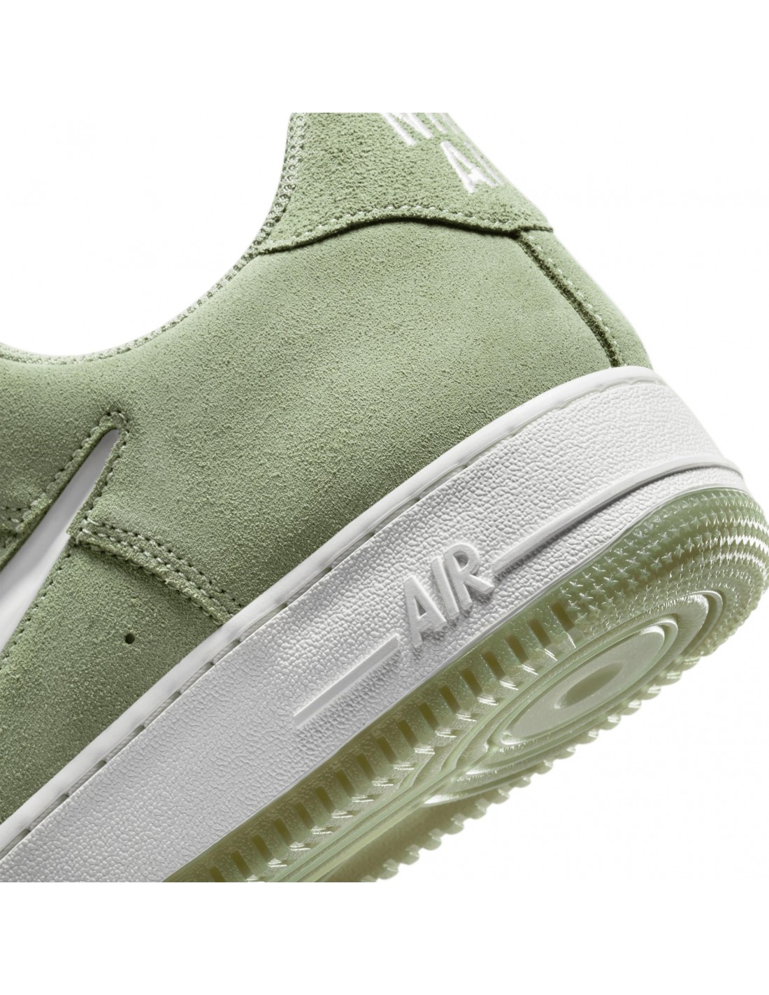 nike-air-force-1-low-retro-andrika-sneakers-green-summit-white-dv0785-300-2.jpg